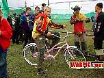 Maxandpinkbike02041.JPG